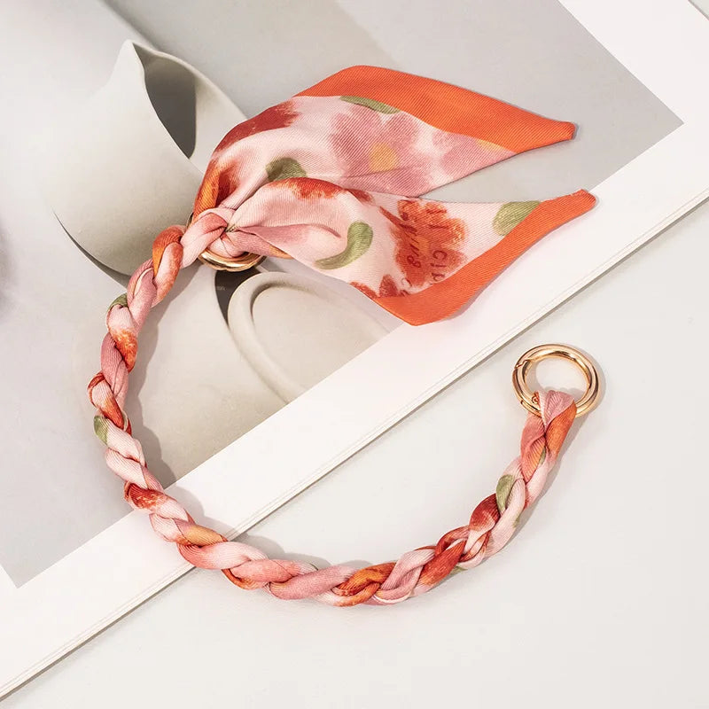 Eleganter Seidenschal "Floral Touch"