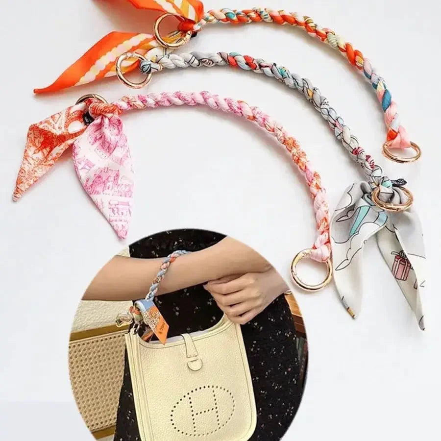 Eleganter Seidenschal "Floral Touch"