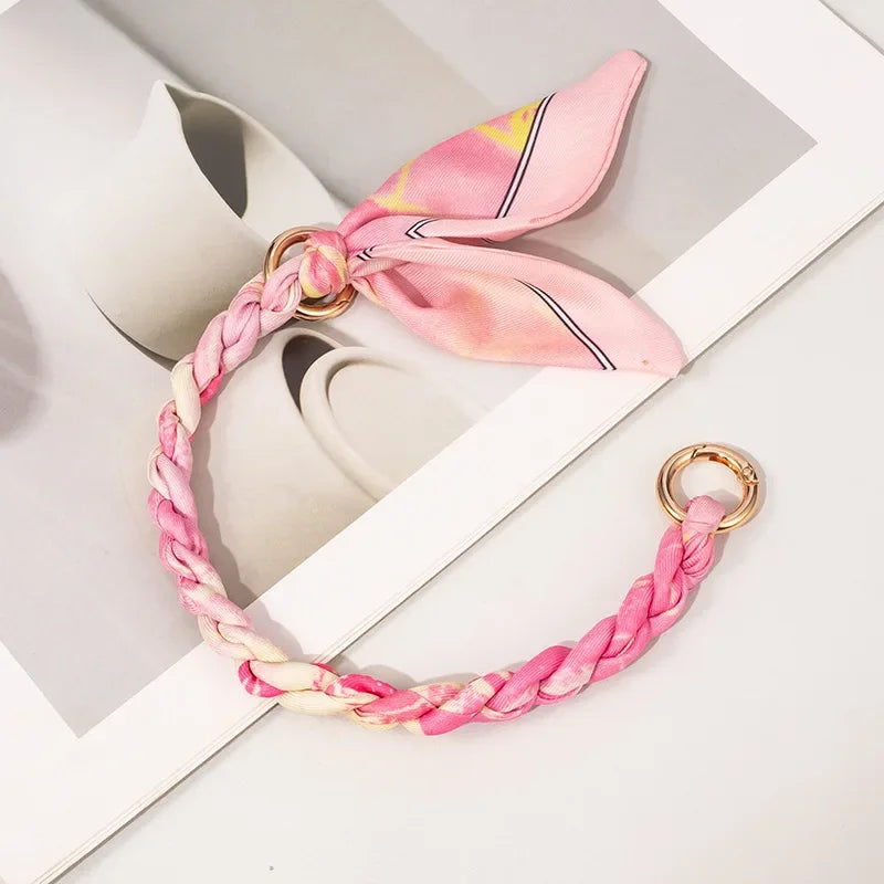 Eleganter Seidenschal "Floral Touch"