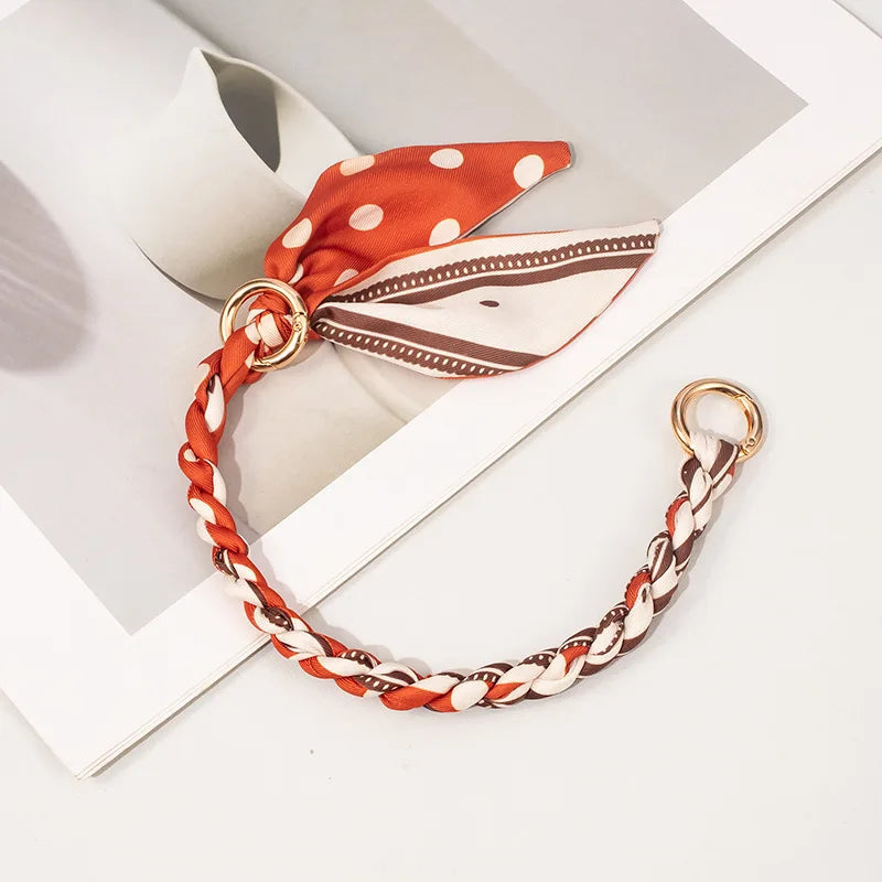 Eleganter Seidenschal "Floral Touch"