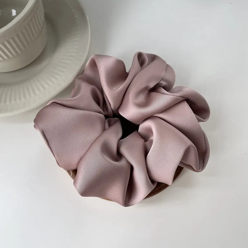 Premium Seiden Scrunchies "Soft Touch"