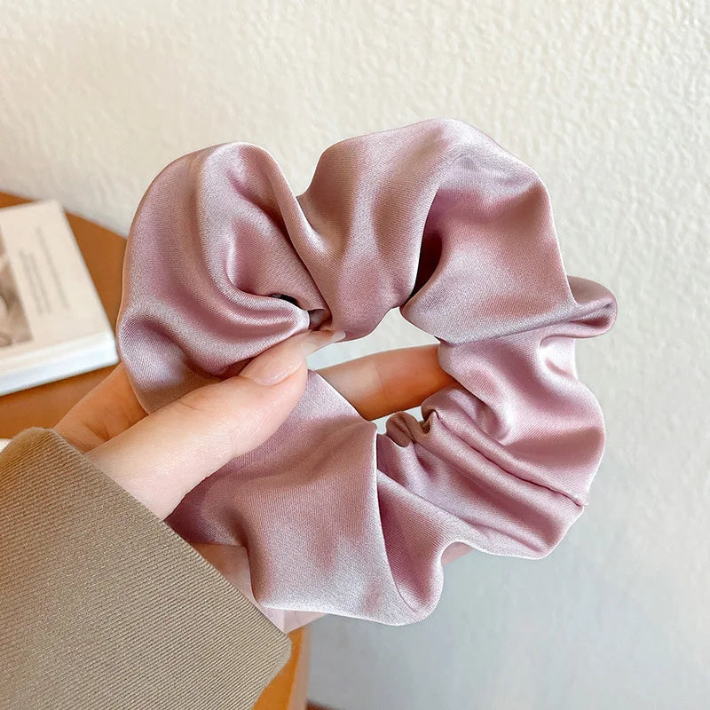 Premium Seiden Scrunchies "Soft Touch"