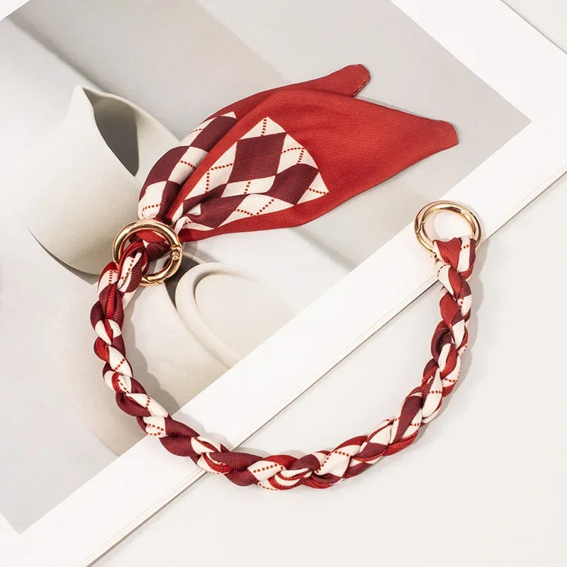 Eleganter Seidenschal "Floral Touch"